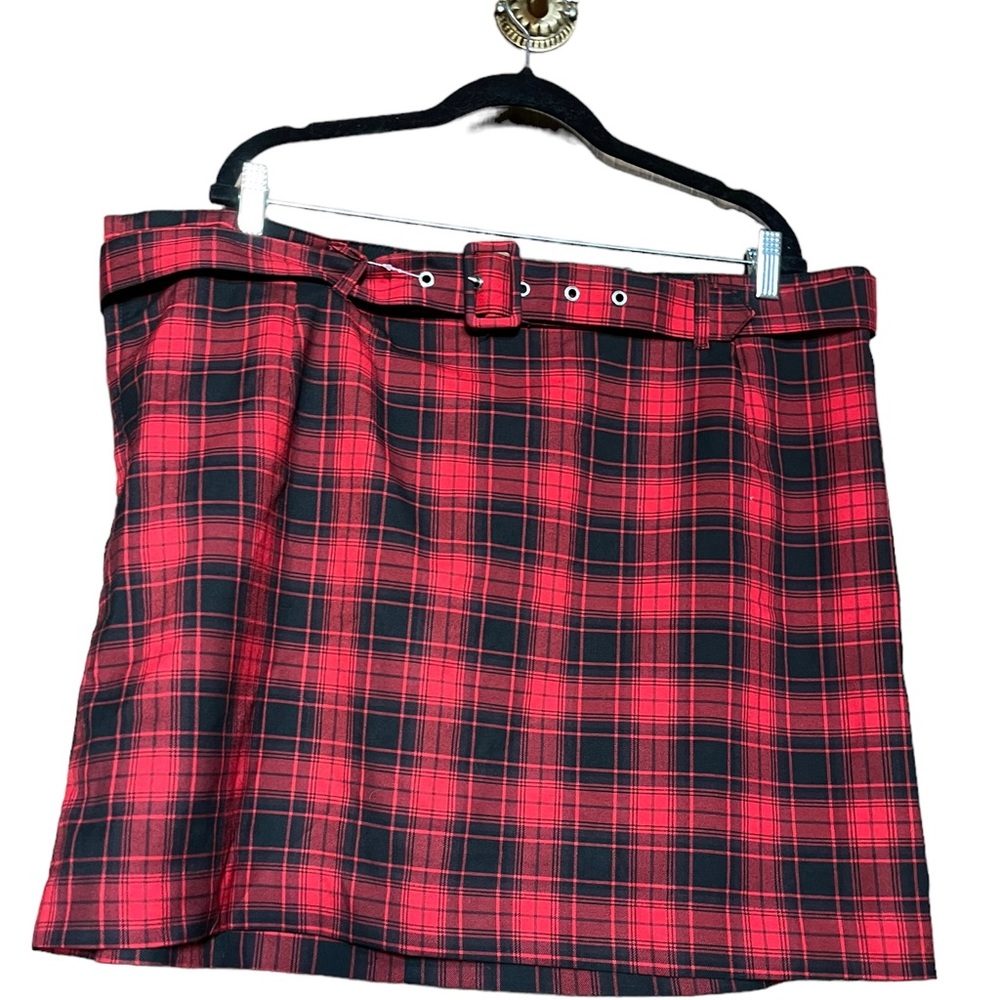 H&M Divided Red & Black Plaid Belted Skirt - 2XL